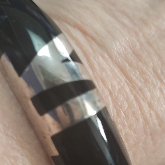 Black and silver enamel bangle - Picture 3 of 4